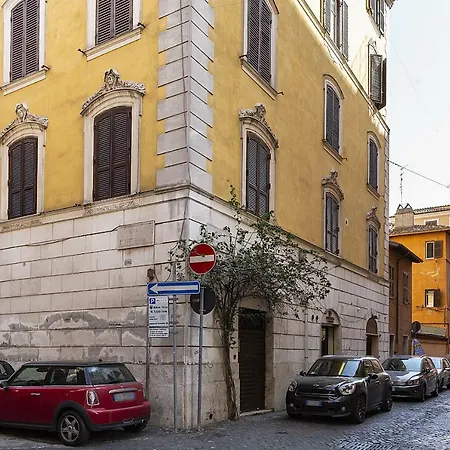 Emma'S Apartment Borgo, Vatican City-2